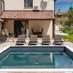 Casa Noemi Holiday home