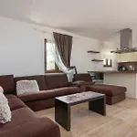 Casa Noemi * פורץ